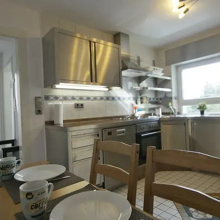 דירה Gl5 ברגיש גלאדבך